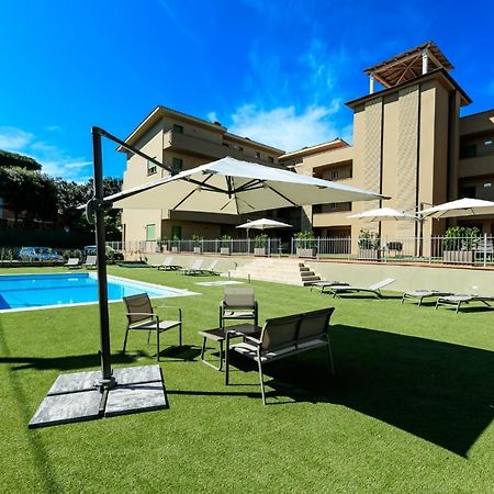 Residence San Francesco Tirrenia Luaran gambar
