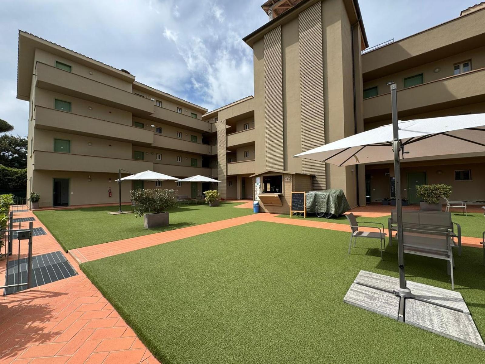 Residence San Francesco Tirrenia Luaran gambar